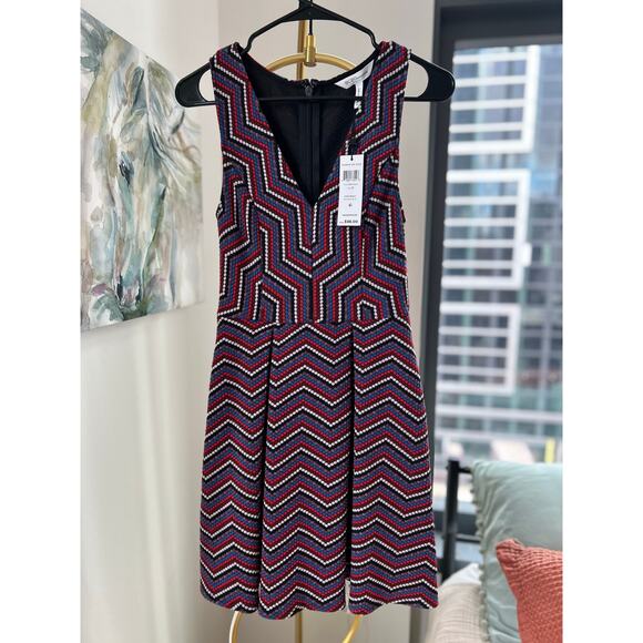 BCBG | BCBGeneration | Red Multicolor Fit and Flare Dress | Size 0 - Picture 3 of 7